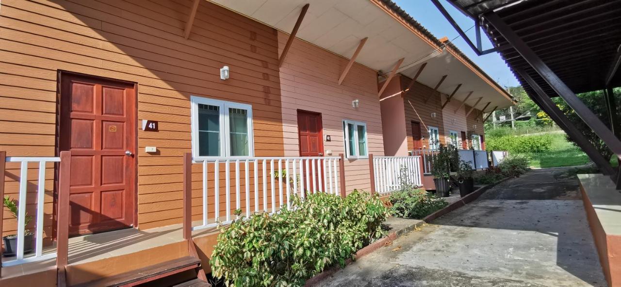 Baan Pordee Homestay Phayayen Екстер'єр фото