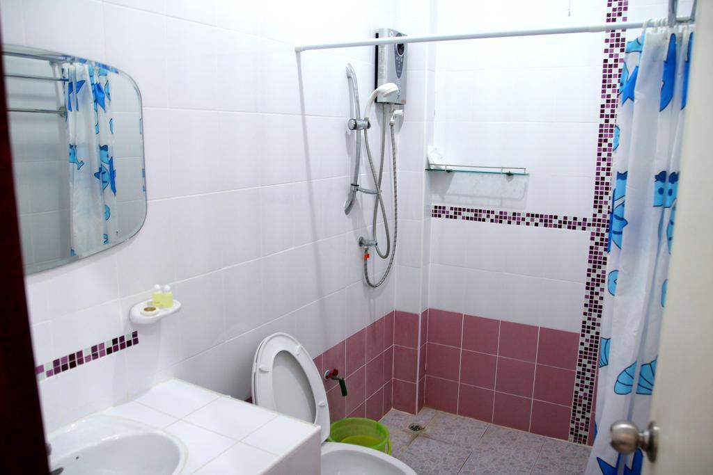 Baan Pordee Homestay Phayayen Екстер'єр фото