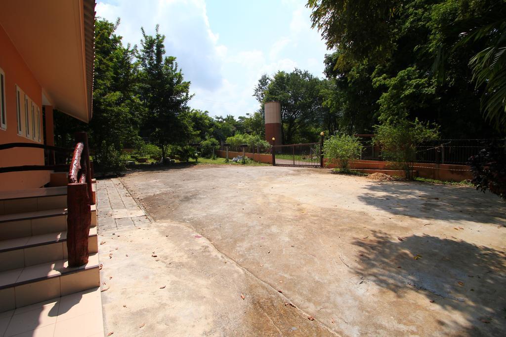 Baan Pordee Homestay Phayayen Екстер'єр фото